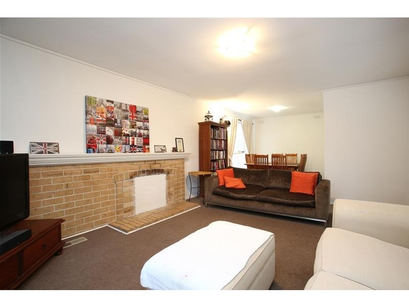 15 Berberis Crescent, Frankston VIC 3199