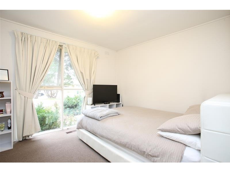 15 Berberis Crescent, Frankston VIC 3199