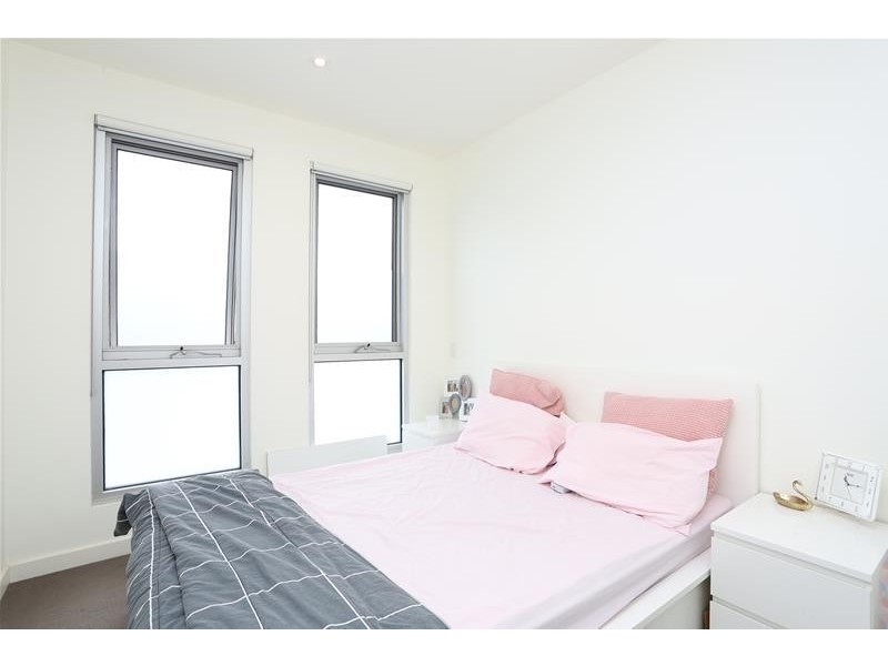 402/7 Brighton  Road, St Kilda VIC 3182