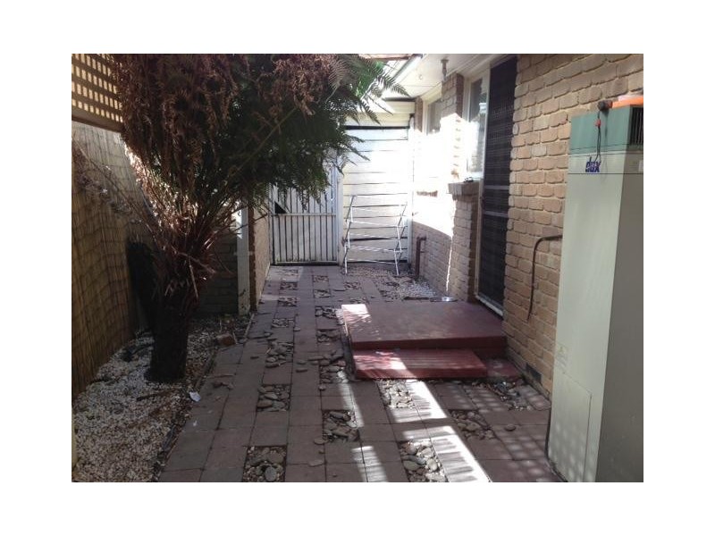 24/83A Lincoln Road, Croydon VIC 3136