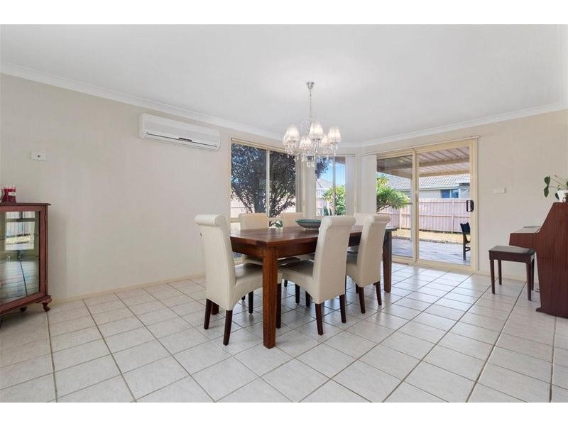 17 Andrews Circuit, Horningsea Park NSW 2171