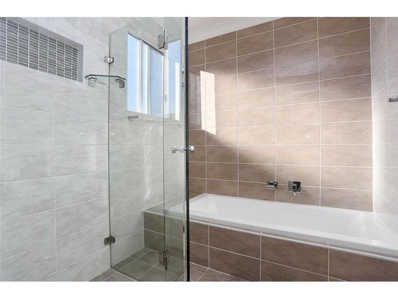 8 Cayley Place, Horningsea Park NSW 2171