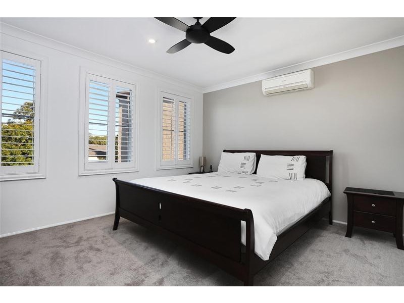 8 Cayley Place, Horningsea Park NSW 2171