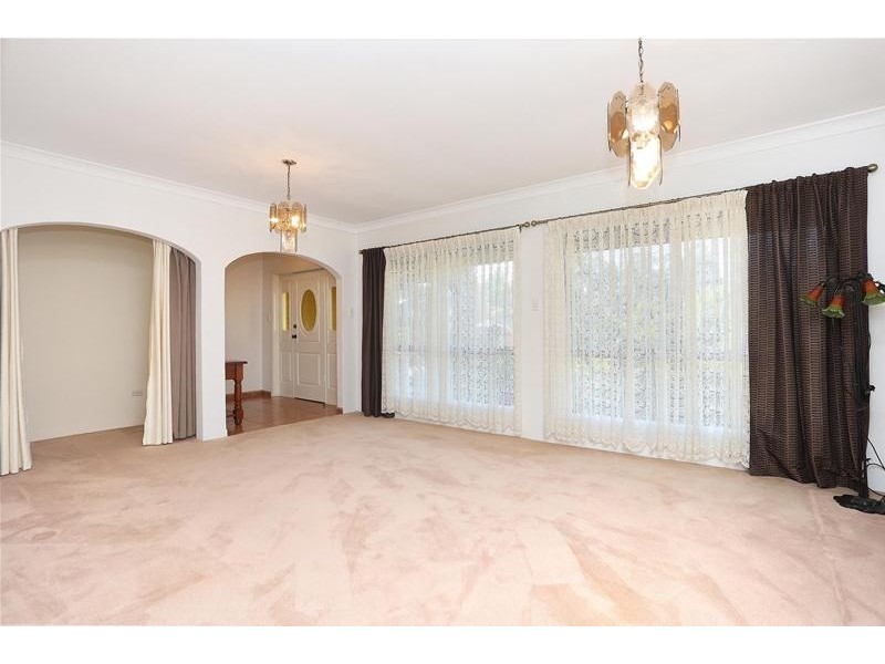 8 Raphael Street, Greenfield Park NSW 2176