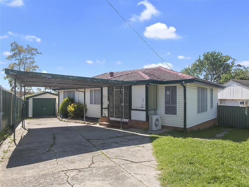 124 Strickland Crescent, Ashcroft NSW 2168