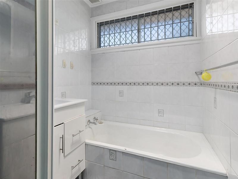 124 Strickland Crescent, Ashcroft NSW 2168