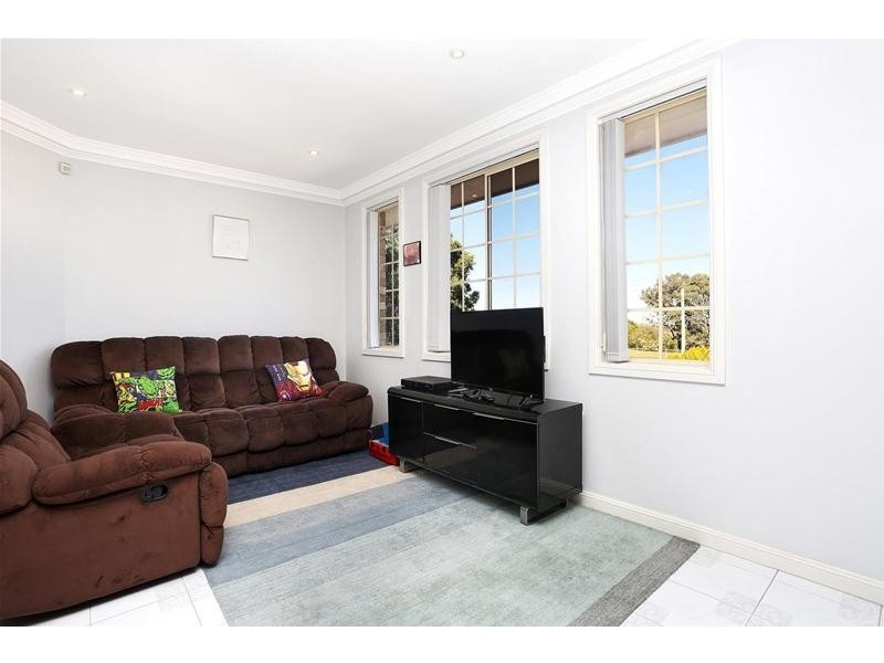 2154 The Northern Road, Luddenham NSW 2745