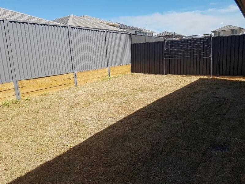 35 Burrows Avenue, Edmondson Park NSW 2174