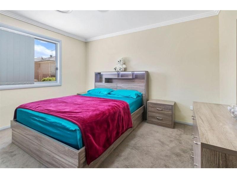 10 Kydra Close, Prestons NSW 2170