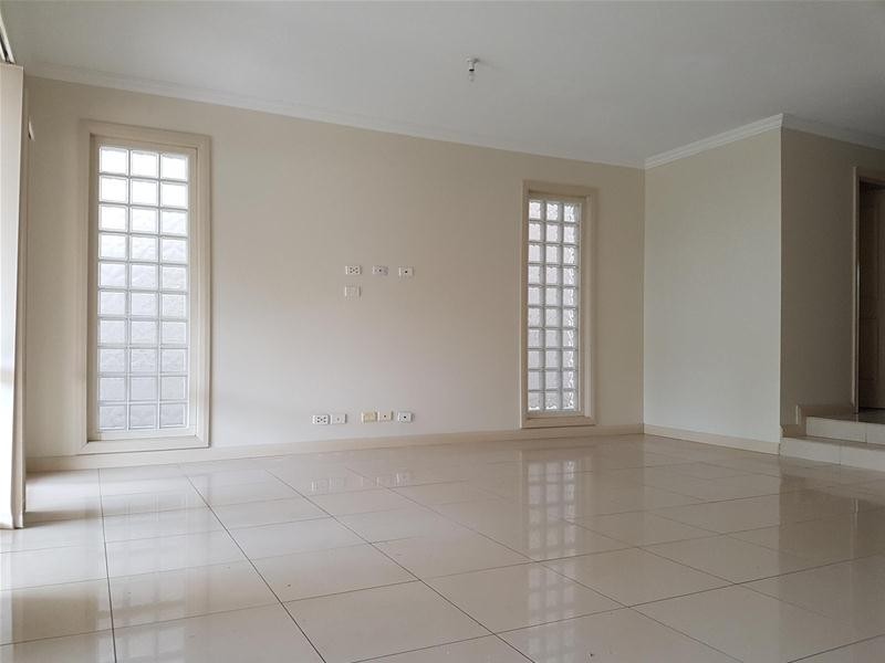 2/79-83 Leacocks Lane, Casula NSW 2170