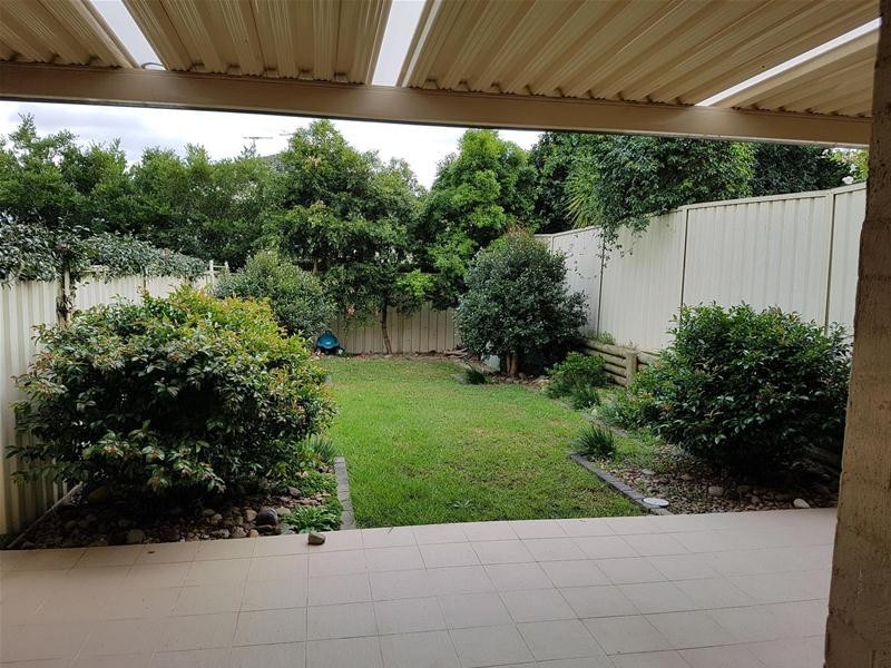 2/79-83 Leacocks Lane, Casula NSW 2170