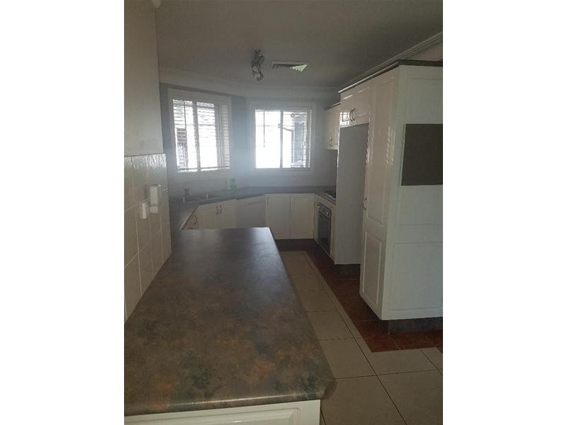 West Hoxton NSW 2171