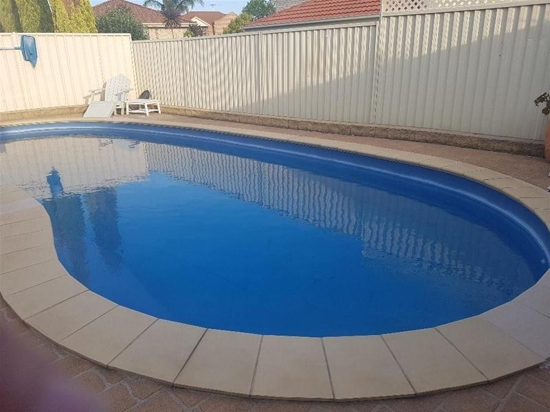 West Hoxton NSW 2171