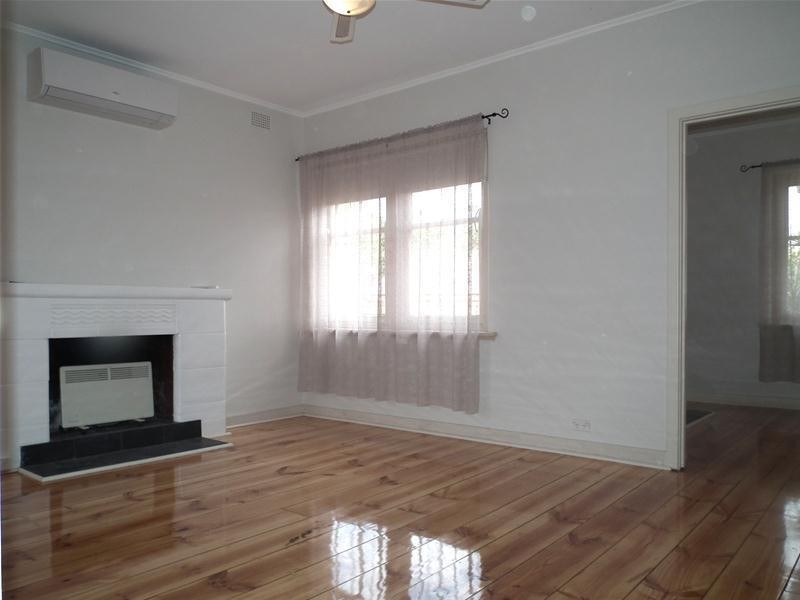 2 Albert Street, Glenelg East SA 5045