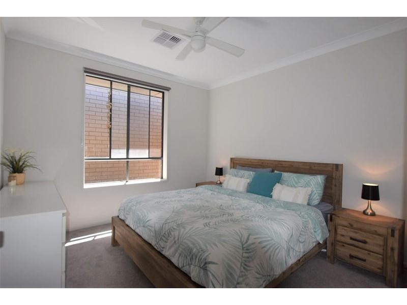 5 Senaca Place, Seaford Meadows SA 5169