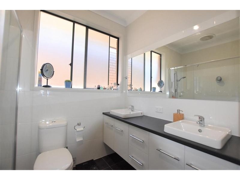 5 Senaca Place, Seaford Meadows SA 5169