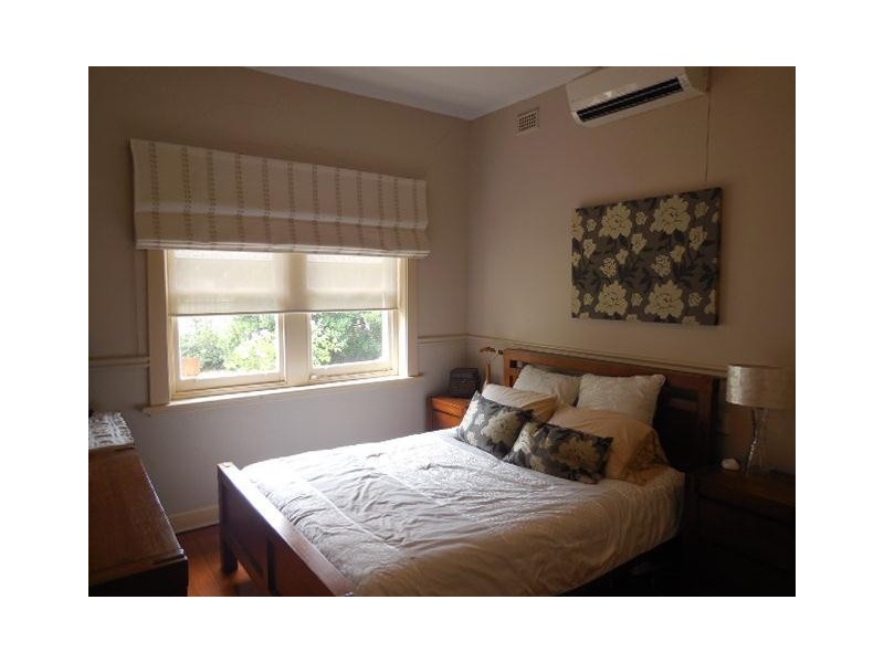 2/28 Naldera Street, Glandore SA 5037