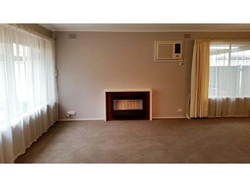 32 Creighton Avenue, Morphett Vale SA 5162