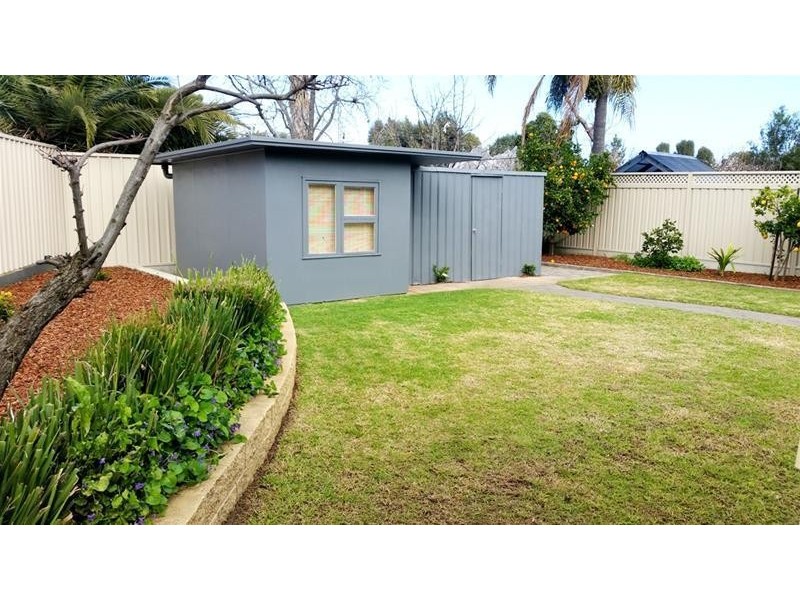 32 Creighton Avenue, Morphett Vale SA 5162