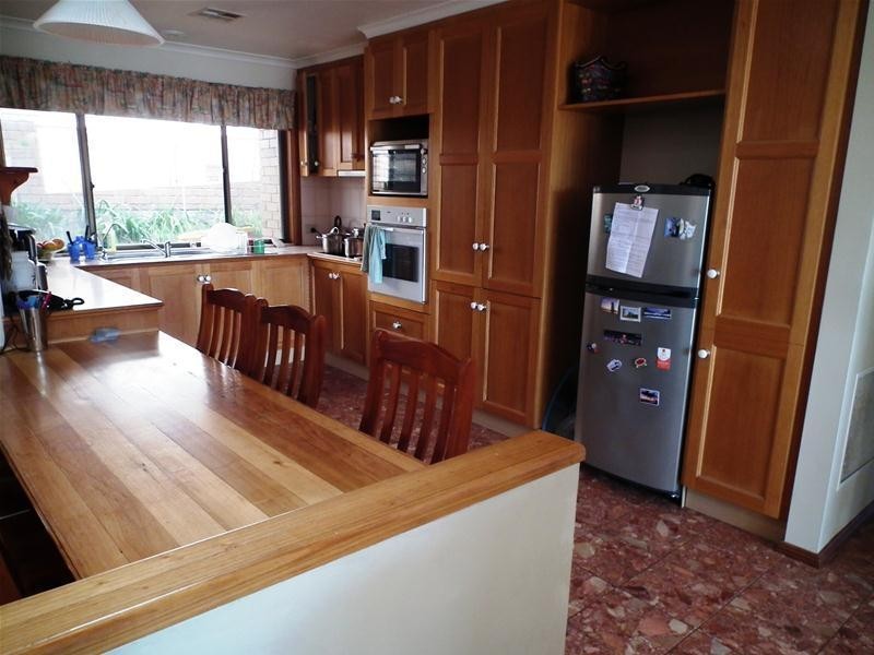 7 Grecian Court, Hallett Cove SA 5158