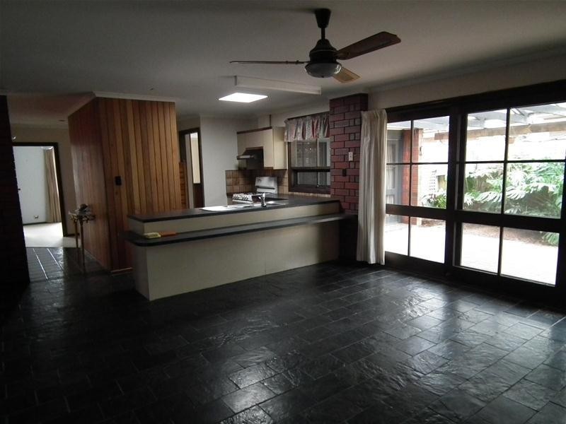 31 Lerunna Avenue, Hallett Cove SA 5158