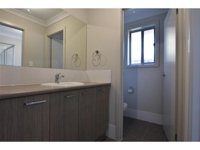 100a Reynell Road, Woodcroft SA 5162