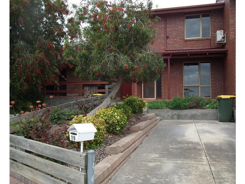 39 Kurnabinna Terrace, Hallett Cove SA 5158