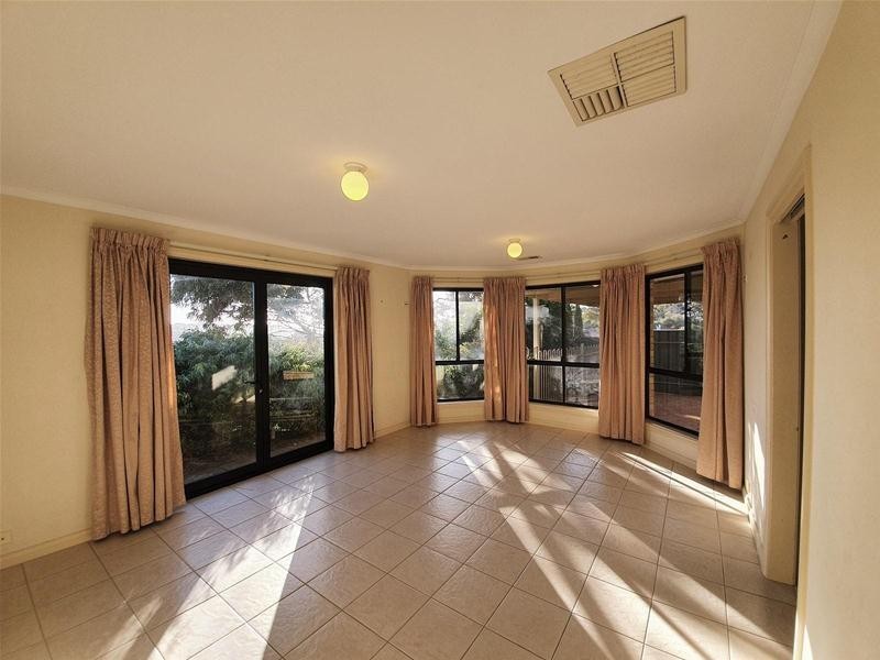 3 Phillip Court, Hallett Cove SA 5158