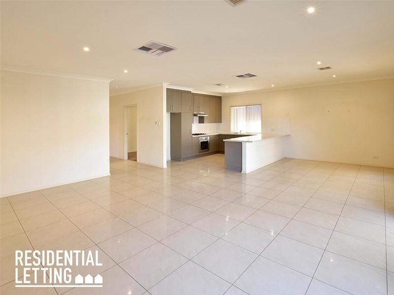 42 Wootoona Avenue, Christies Beach SA 5165