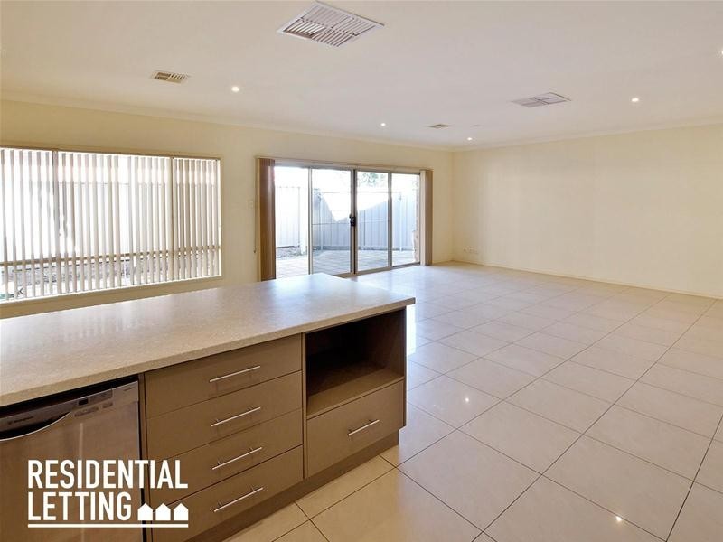 42 Wootoona Avenue, Christies Beach SA 5165