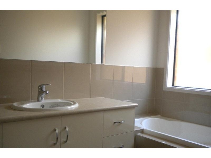 6 South Pacific Drive, Seaford Meadows SA 5169