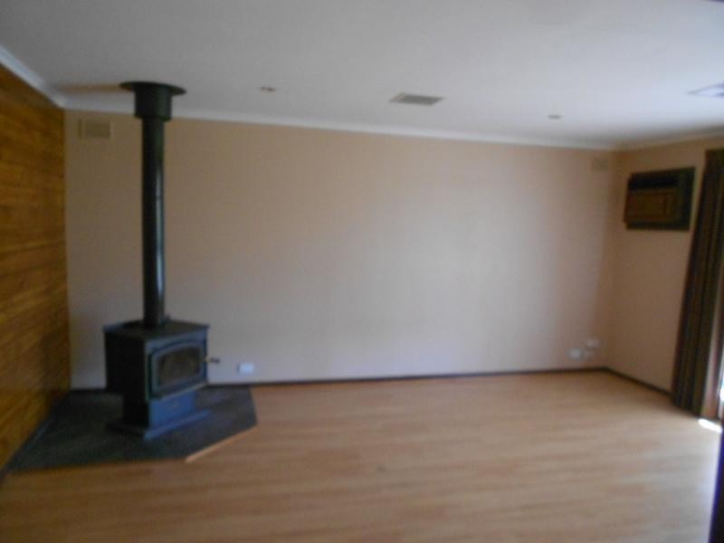 19 Shamrock Road, Hallett Cove SA 5158