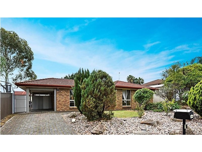 1 Gibson Court, Woodcroft SA 5162