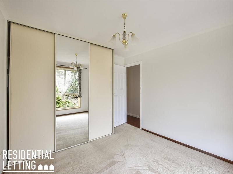 1 Gibson Court, Woodcroft SA 5162