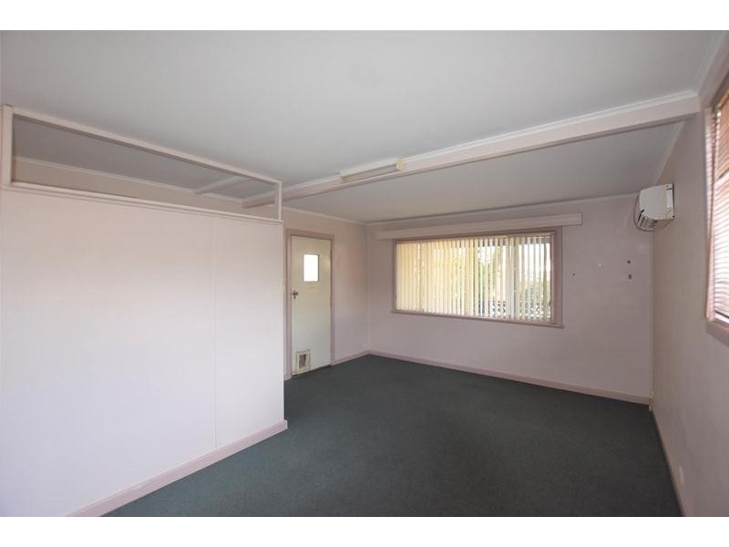 19 Sutton Avenue, Seacombe Gardens SA 5047