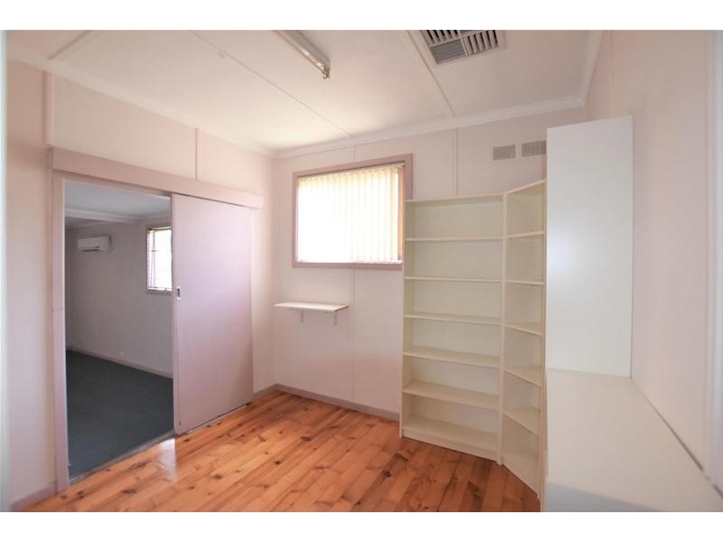 19 Sutton Avenue, Seacombe Gardens SA 5047