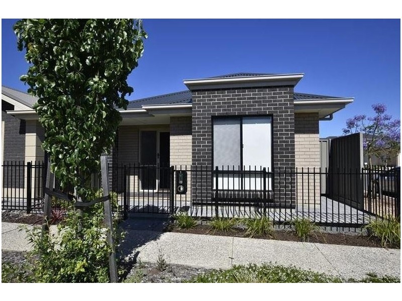 1 Rainbow Lane, Woodcroft SA 5162