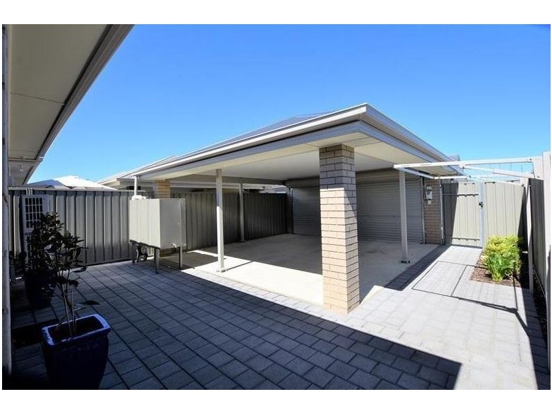 1 Rainbow Lane, Woodcroft SA 5162