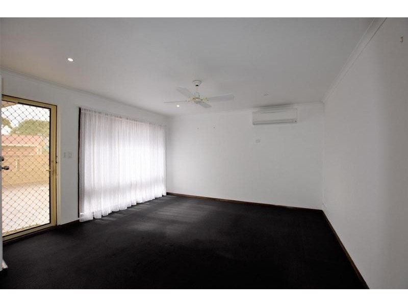 5 Henry Court, Morphett Vale SA 5162