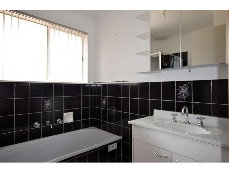 5 Henry Court, Morphett Vale SA 5162