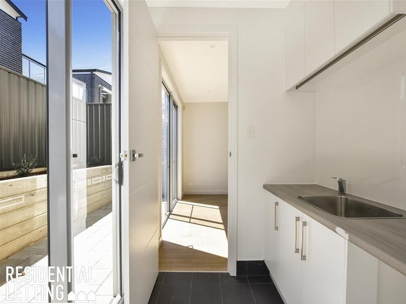 2/24 Roy Terrace, Christies Beach SA 5165