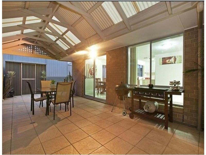 9 Eucalyptus Avenue, Noarlunga Centre SA 5168