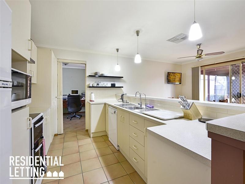 2 Zabica Avenue, Woodcroft SA 5162