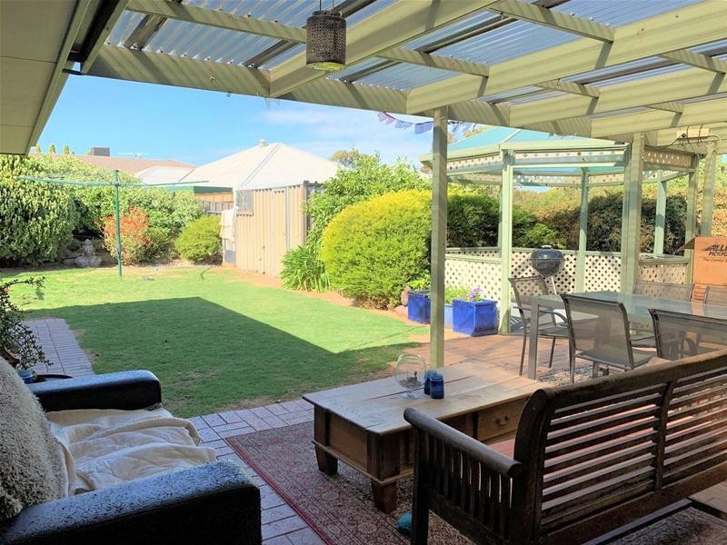 5 Fielders Way, Hallett Cove SA 5158