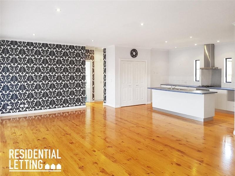 55 Jimmy Watson Drive, Woodcroft SA 5162