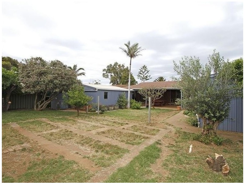 48 Kalgoorlie Avenue, Port Noarlunga South SA 5167