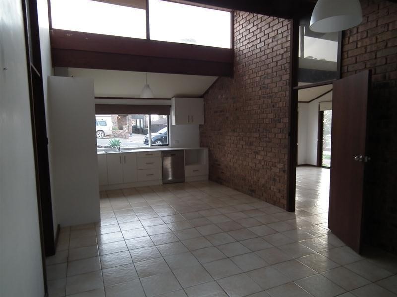 22 Pindee Street, Hallett Cove SA 5158