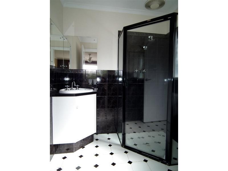 4 Gale Court, Morphett Vale SA 5162