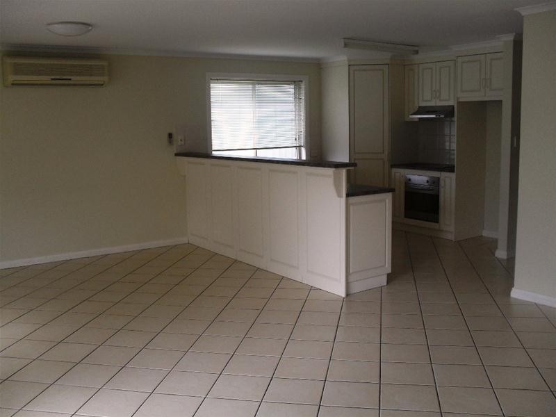 28 Elizabeth Crescent, Hallett Cove SA 5158