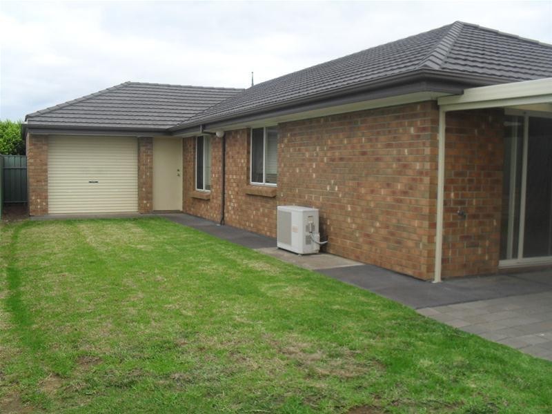 28 Elizabeth Crescent, Hallett Cove SA 5158